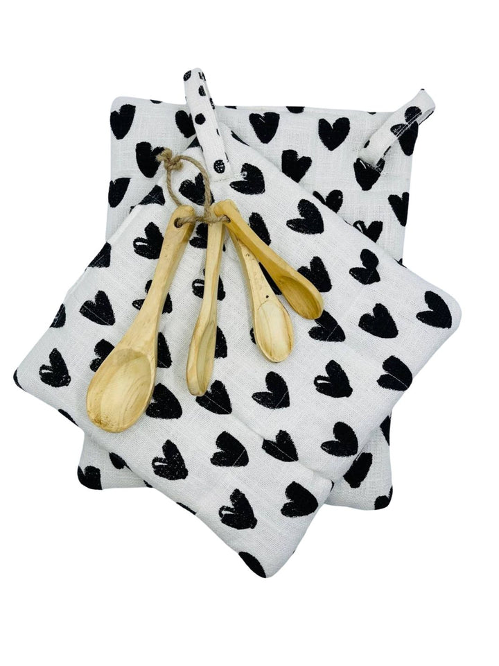 Heart Pot Holders & Spoon Set